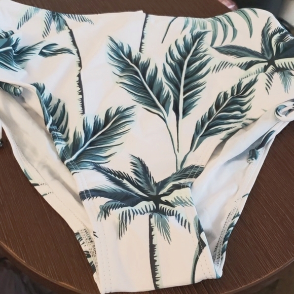 Zafuaz 3 Piece Bikini & Sleeved Cover Up Set White with Blue & Green Palm Tree S - Picture 6 of 13